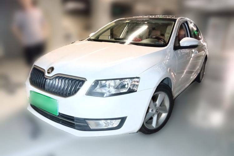 Used Skoda Octavia 2015 1.4TSI DSG Yijun Edition Guazi used car, China used car export, Used car for sale, Used Skoda cars, Cheapest cars for sale