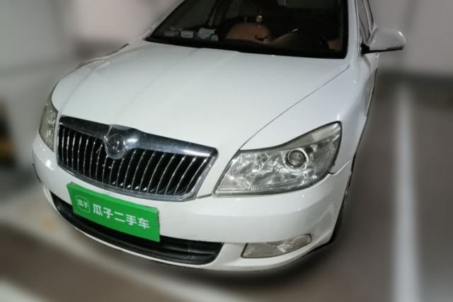 Used Skoda Octavia 2015 Classic Model 1.6L Automatic Elegance Edition