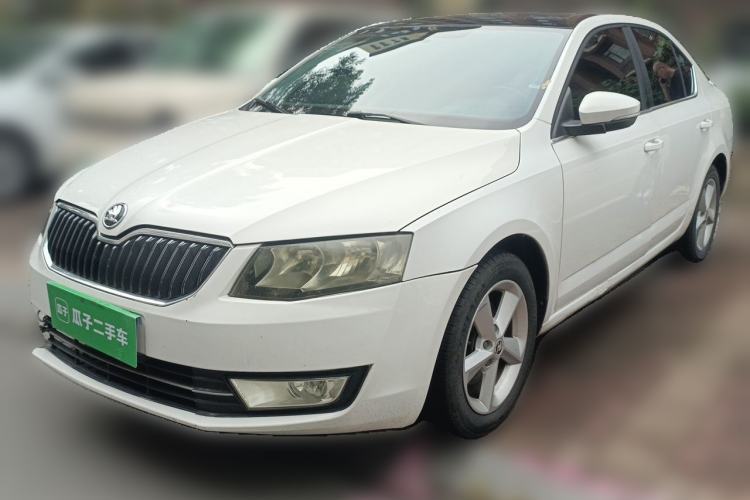 Used Skoda Octavia 2015 1.6L Automatic Yijie Edition Guazi used car, China used car export, Used car for sale, Used cars, Cheapest cars for sale