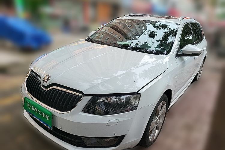 Gebrauchter Skoda Octavia 2015 1.8T Yizhen Travel Edition Guazi used car, China used car export, Used car for sale, Used  cars, Cheapest cars for sale