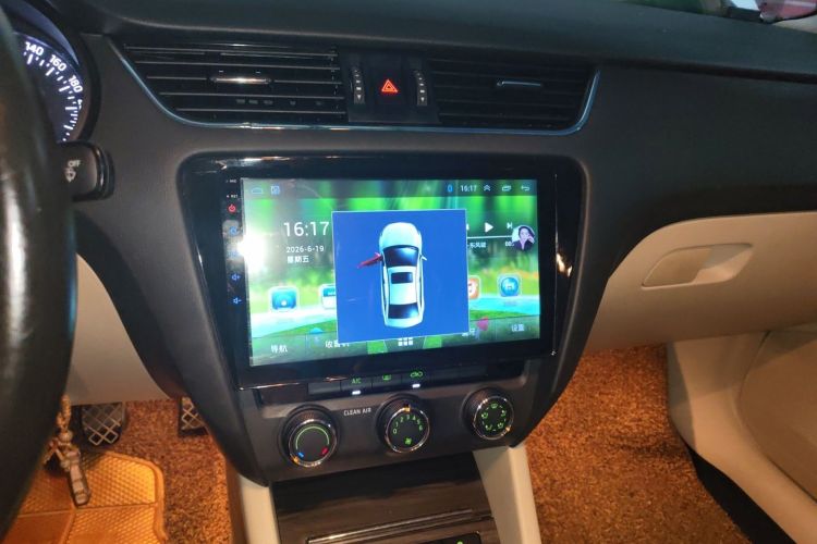 Used Skoda Octavia 2015 1.6L Manual Yijun Edition Audio And AC Panel