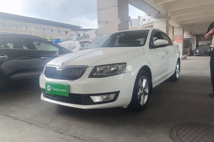 Used Skoda Octavia 2015 1.6L Automatic Yijie Edition Guazi used car, China used car export, Used car for sale, Used  cars, Cheapest cars for sale
