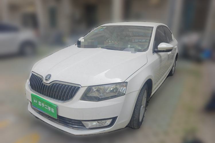 Used Skoda Octavia 2015 1.6L Automatic Yijie Edition Guazi used car, China used car export, Used car for sale, Used  cars, Cheapest cars for sale