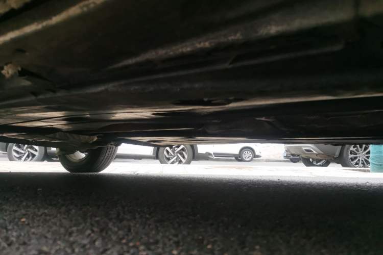 Used Skoda Octavia 2015 1.6L Manual Eado Edition Chassis Front Right