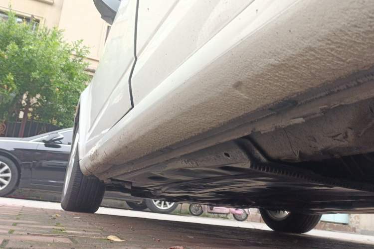 Used Skoda Octavia 2015 1.6L Automatic Yijie Edition Chassis Rear Left