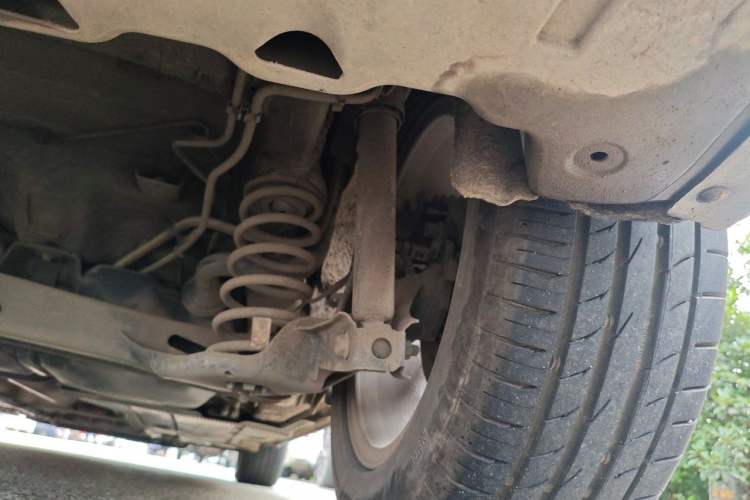 Used Skoda Octavia 2015 1.6L Manual Yijun Edition Chassis Rear Right