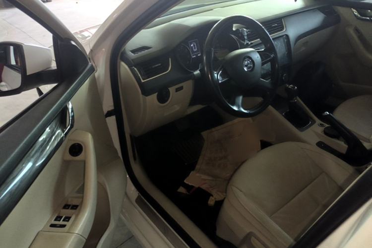Used Skoda Octavia 2015 1.4TSI DSG Yijun Edition Driver Seat