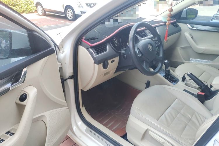 Used Skoda Octavia 2015 1.4TSI DSG Yijun Edition Driver Seat