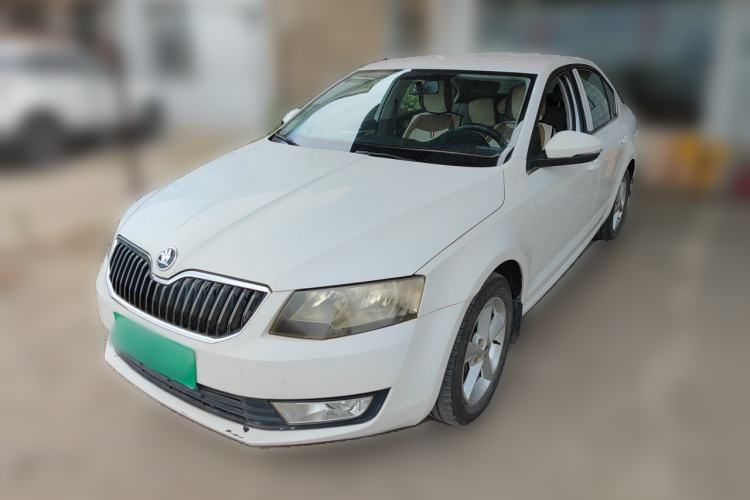 Used Skoda Octavia 2015 1.6L Automatic Yijie Edition Guazi used car, China used car export, Used car for sale, Used cars, Cheapest cars for sale