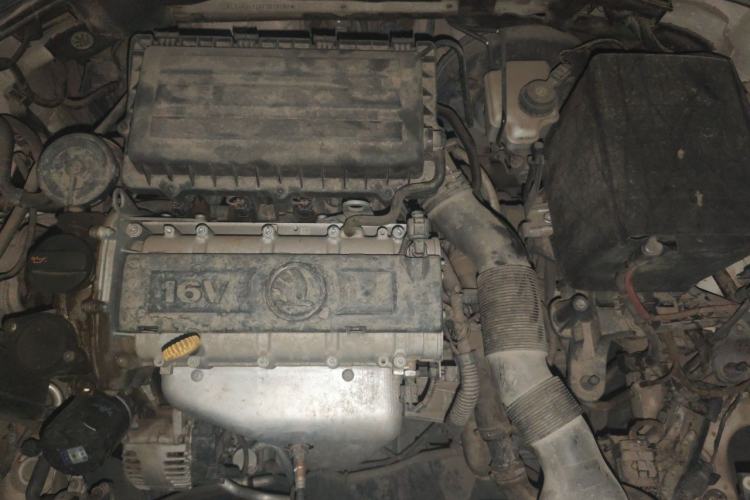 Used Skoda Octavia 2015 Classic Model 1.6L Automatic Yijie Version Engine Bay