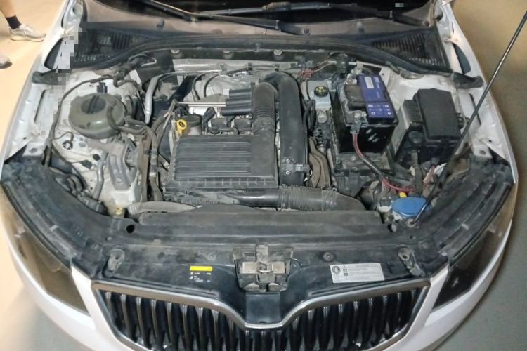 Used Skoda Octavia 2015 1.4TSI DSG Yijun Edition Engine Bay