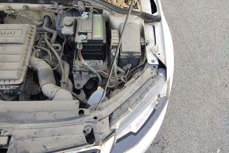Used Skoda Octavia 2015 1.6L Manual Eado Edition Engine Bay Left