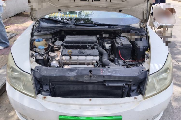 Used Skoda Octavia 2015 Classic Model 1.6L Automatic Elegance Edition Engine Bay