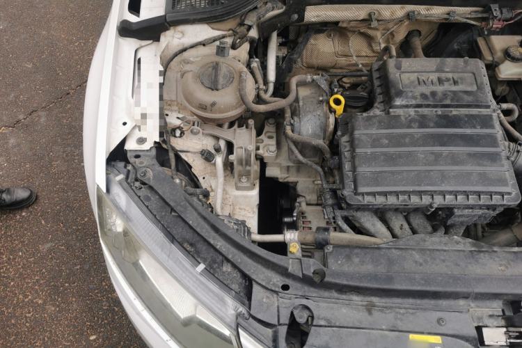 Used Skoda Octavia 2015 1.6L Manual Eado Edition Engine Bay Right