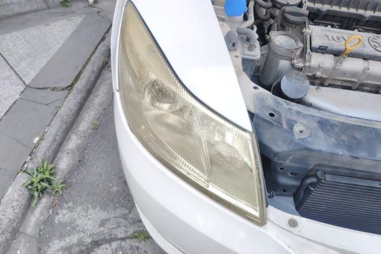 Used Skoda Octavia 2015 Classic Model 1.6L Automatic Yijie Version Engine Bay Right