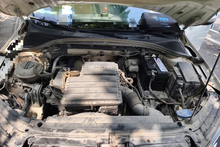 Used Skoda Octavia 2015 1.6L Manual Yijie Edition Engine Bay