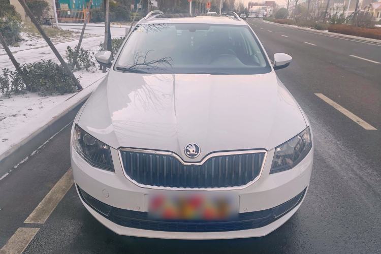 Used Skoda Octavia 2015 1.8T Yizhen Travel Edition Exterior 1
