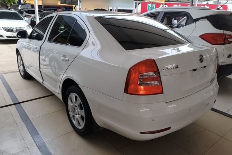 Used Skoda Octavia 2015 Classic Model 1.6L Automatic Yijie Version Exterior 2