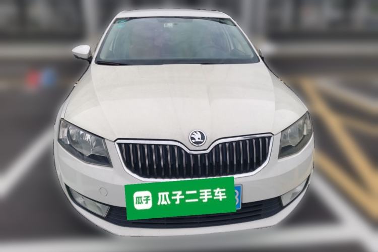 Used Skoda Octavia 2015 1.6L Automatic Yijun Edition Front