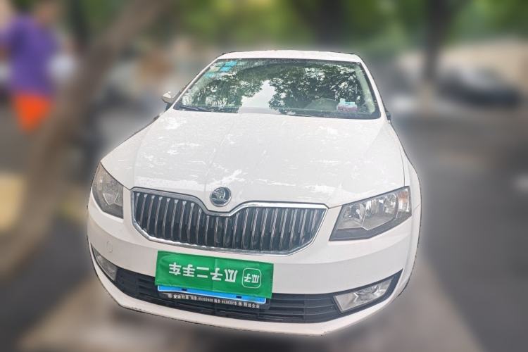 Used Skoda Octavia 2015 1.6L Automatic Yijie Edition Front