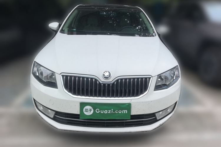 Used Skoda Octavia 2015 1.6L Automatic Yijun Edition Front