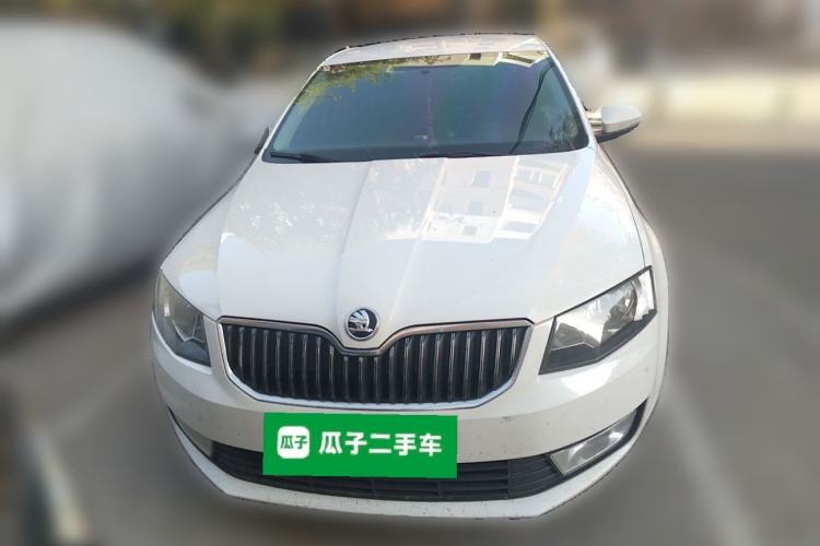 Used Skoda Octavia 2015 1.6L Manual Yijie Edition Front