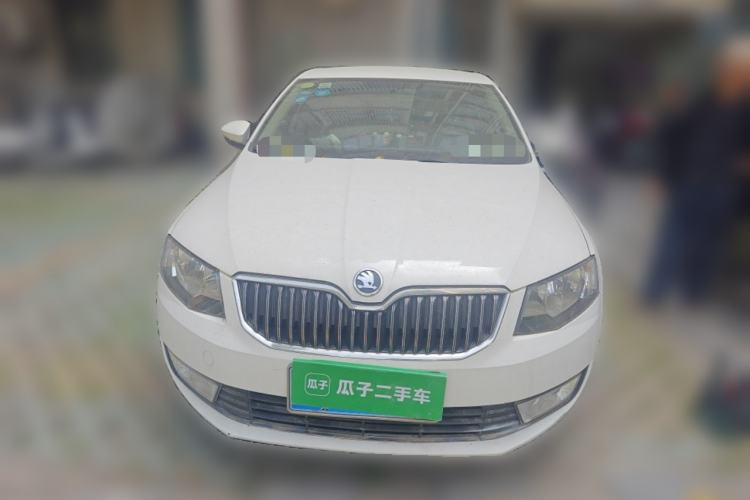 Used Skoda Octavia 2015 1.6L Automatic Yijie Edition Front