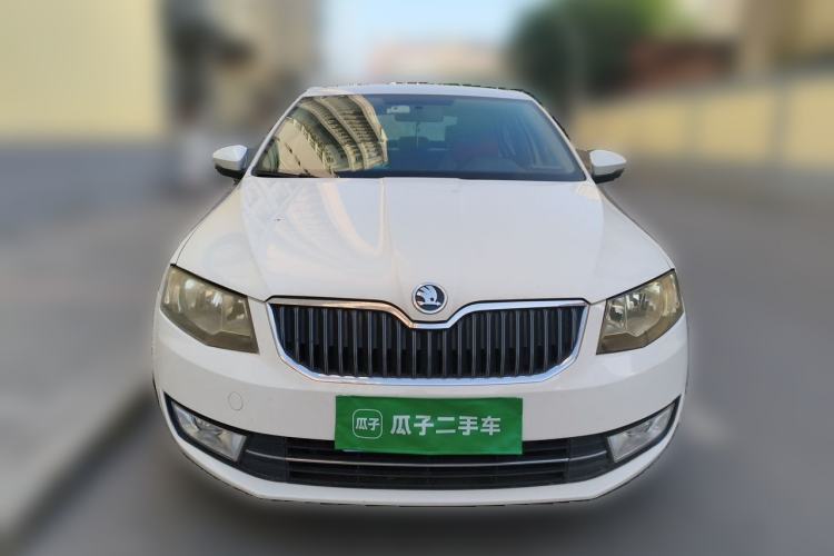 Used Skoda Octavia 2015 1.6L Automatic Yijie Edition Front