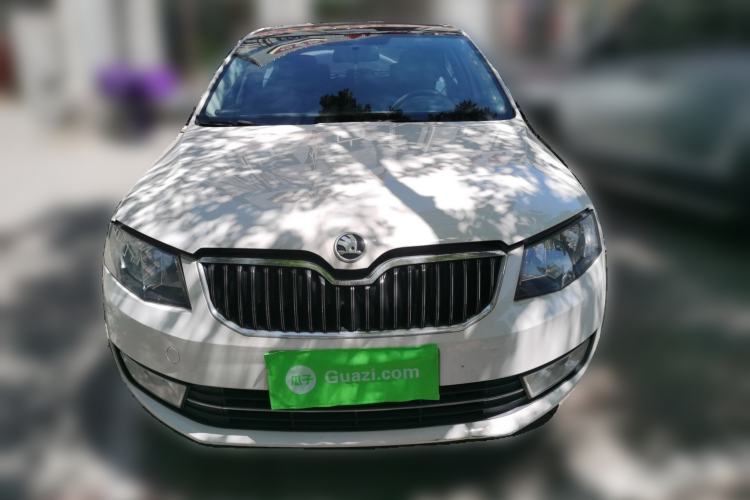 Used Skoda Octavia 2015 1.4TSI DSG Yijun Edition Front