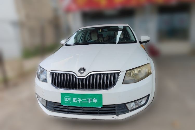 Used Skoda Octavia 2015 1.6L Automatic Yijie Edition Front