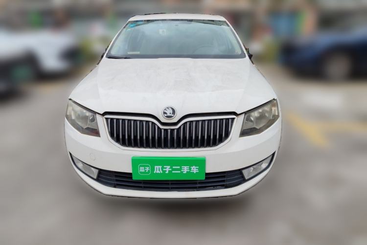 Used Skoda Octavia 2015 1.6L Automatic Yijie Edition Front