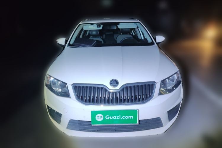 Used Skoda Octavia 2015 1.6L Automatic Eado Edition Front