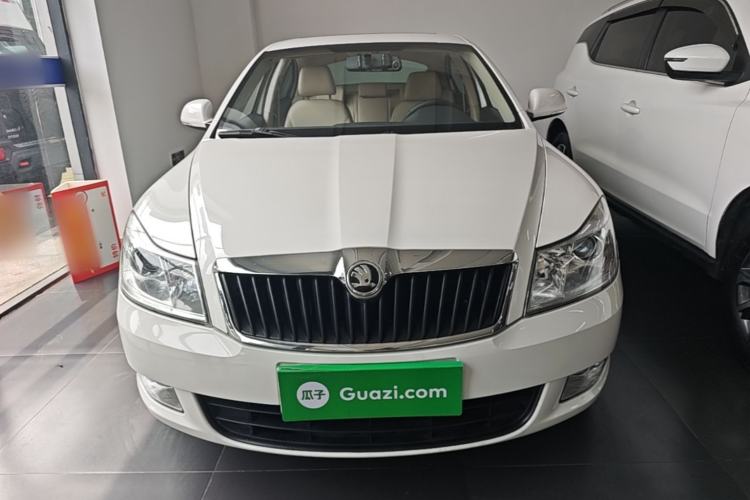 Used Skoda Octavia 2015 Classic Model 1.6L Automatic Yijie Version Front