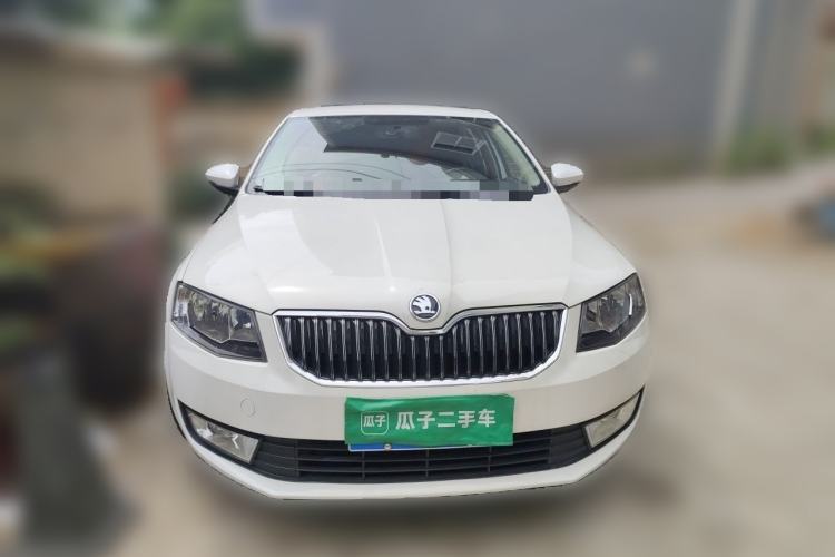 Used Skoda Octavia 2015 1.6L Automatic Yijie Edition Front