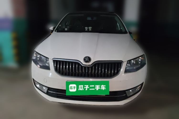 Used Skoda Octavia 2015 1.6L Automatic Yijun Edition Front
