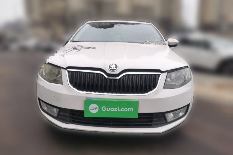 Used Skoda Octavia 2015 1.6L Manual Eado Edition Front