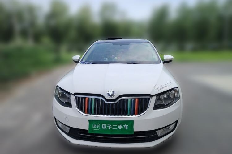 Used Skoda Octavia 2015 1.6L Automatic Yijun Edition Front