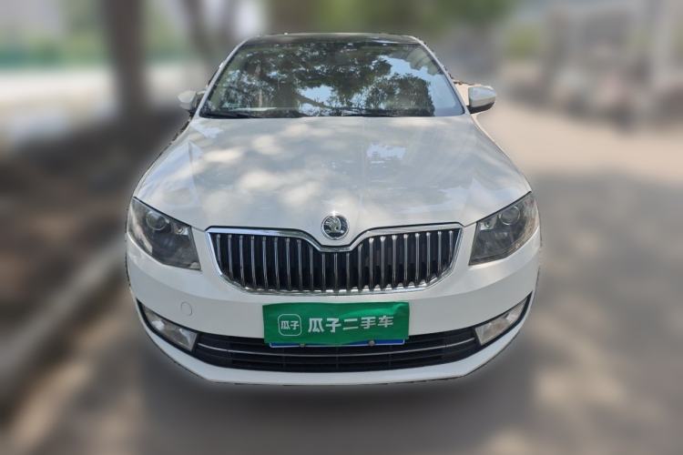 Used Skoda Octavia 2015 1.6L Automatic Yijun Edition Front