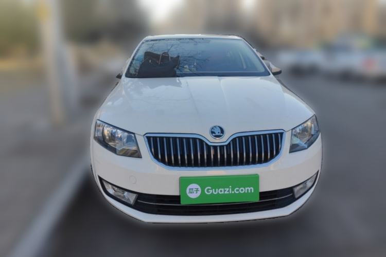 Used Skoda Octavia 2015 1.6L Automatic Yijun Edition Front