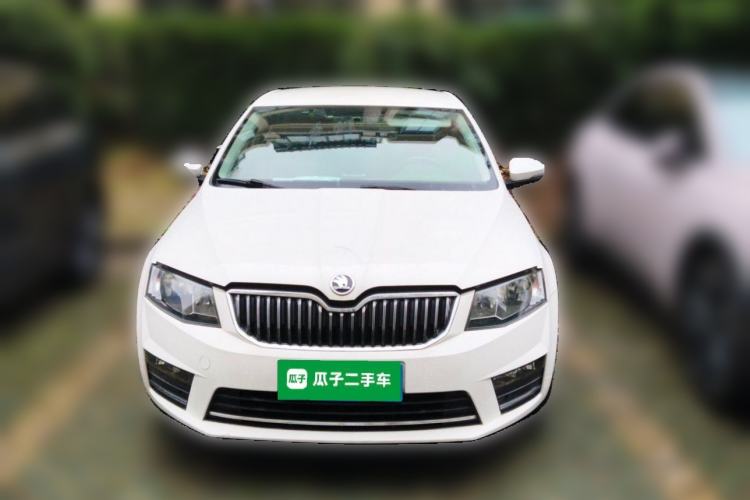 Used Skoda Octavia 2015 1.6L Automatic Yijie Edition Front