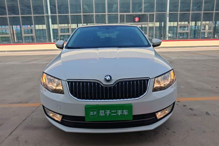 Used Skoda Octavia 2015 1.4TSI DSG Yijun Edition Front