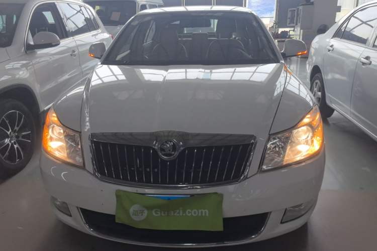 Used Skoda Octavia 2015 Classic Model 1.6L Automatic Yijie Version Front