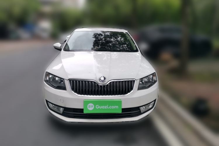 Used Skoda Octavia 2015 1.6L Automatic Yijie Edition Front