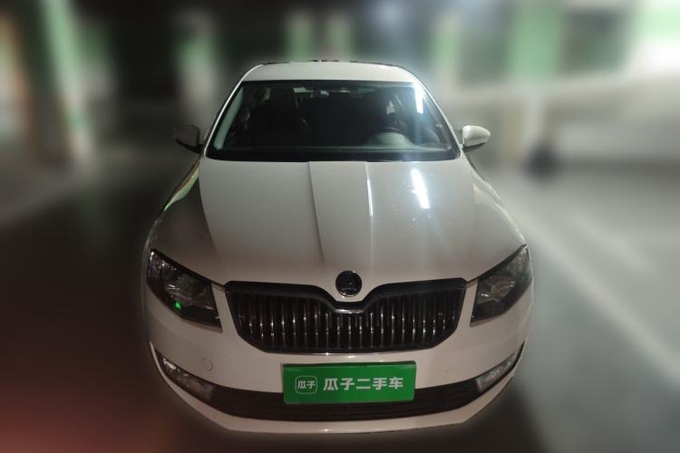 Used Skoda Octavia 2015 1.6L Automatic Yijie Edition Front