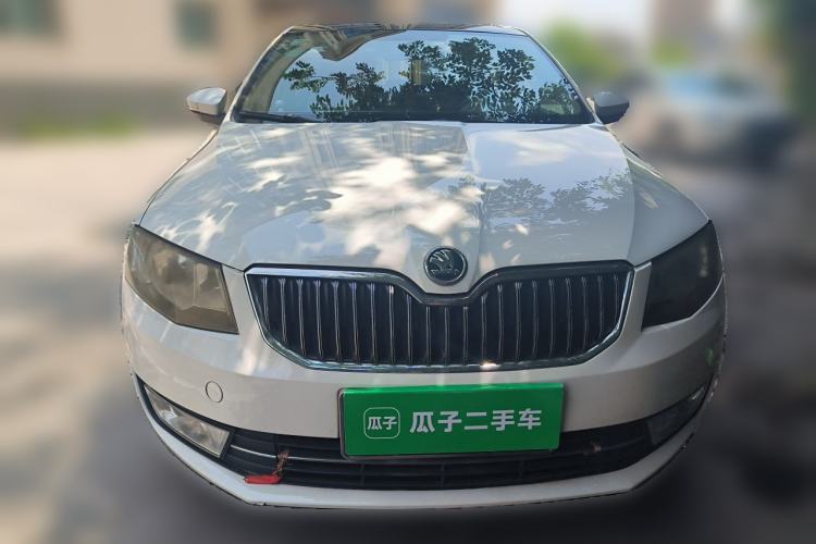 Used Skoda Octavia 2015 1.6L Manual Yijun Edition Front
