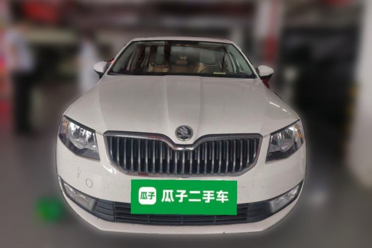 Used Skoda Octavia 2015 1.6L Manual Yijie Edition Front