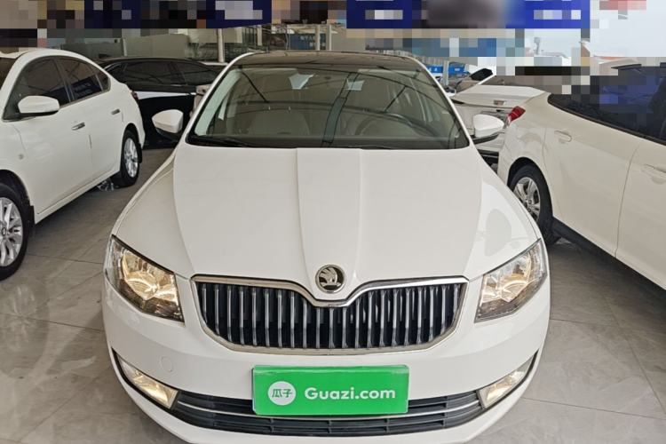 Used Skoda Octavia 2015 1.6L Automatic Yijun Edition Front