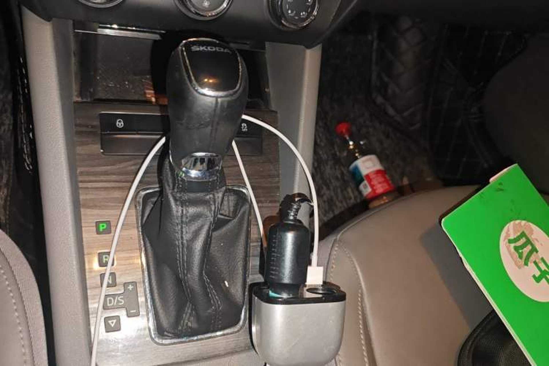 Used Skoda Octavia 2015 1.6L Automatic Yijun Edition Gear Lever