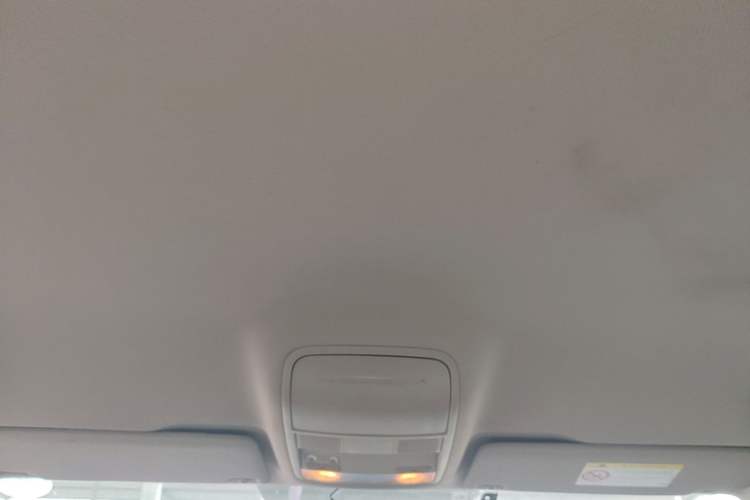 Used Skoda Octavia 2015 1.6L Manual Yijie Edition Headliner