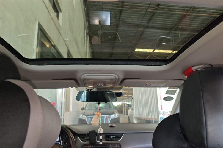 Used Skoda Octavia 2015 1.6L Automatic Yijun Edition Headliner